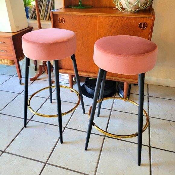 Set of modern barstools 🩷 - Picture 1 of 5